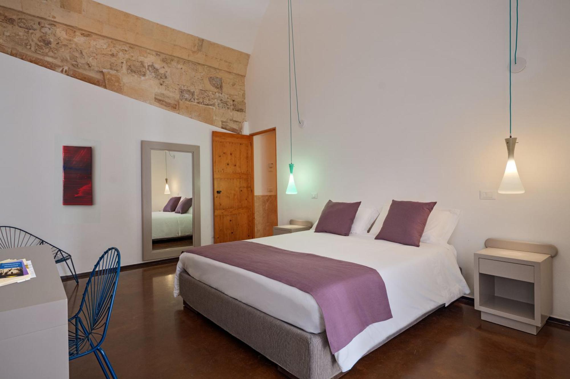 Palazzo Persone Dimora Storica Bed & Breakfast Lecce Luaran gambar