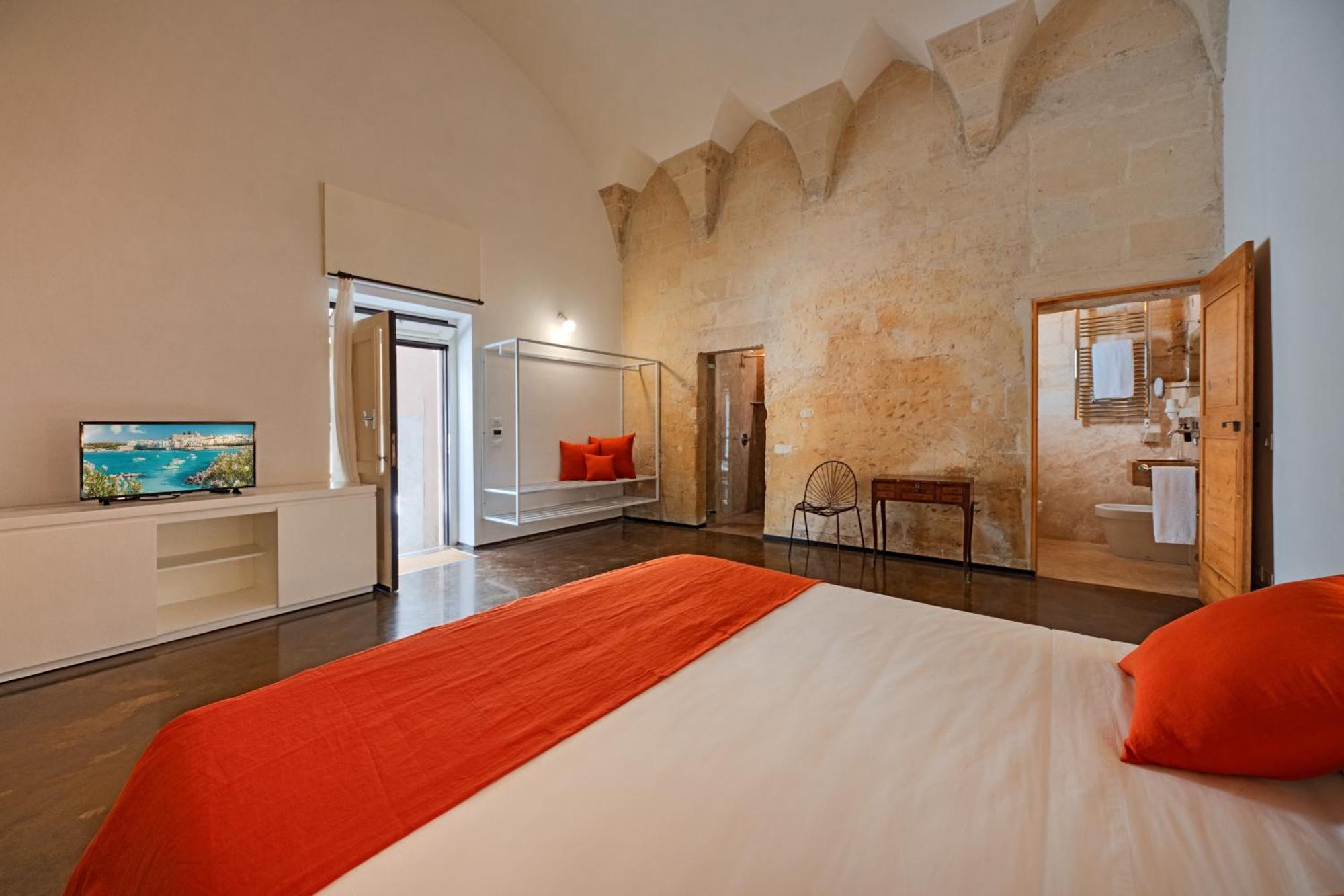 Palazzo Persone Dimora Storica Bed & Breakfast Lecce Luaran gambar