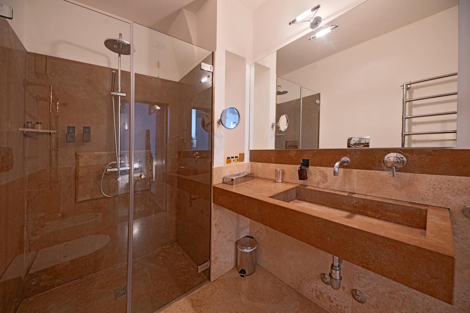 Palazzo Persone Dimora Storica Bed & Breakfast Lecce Luaran gambar