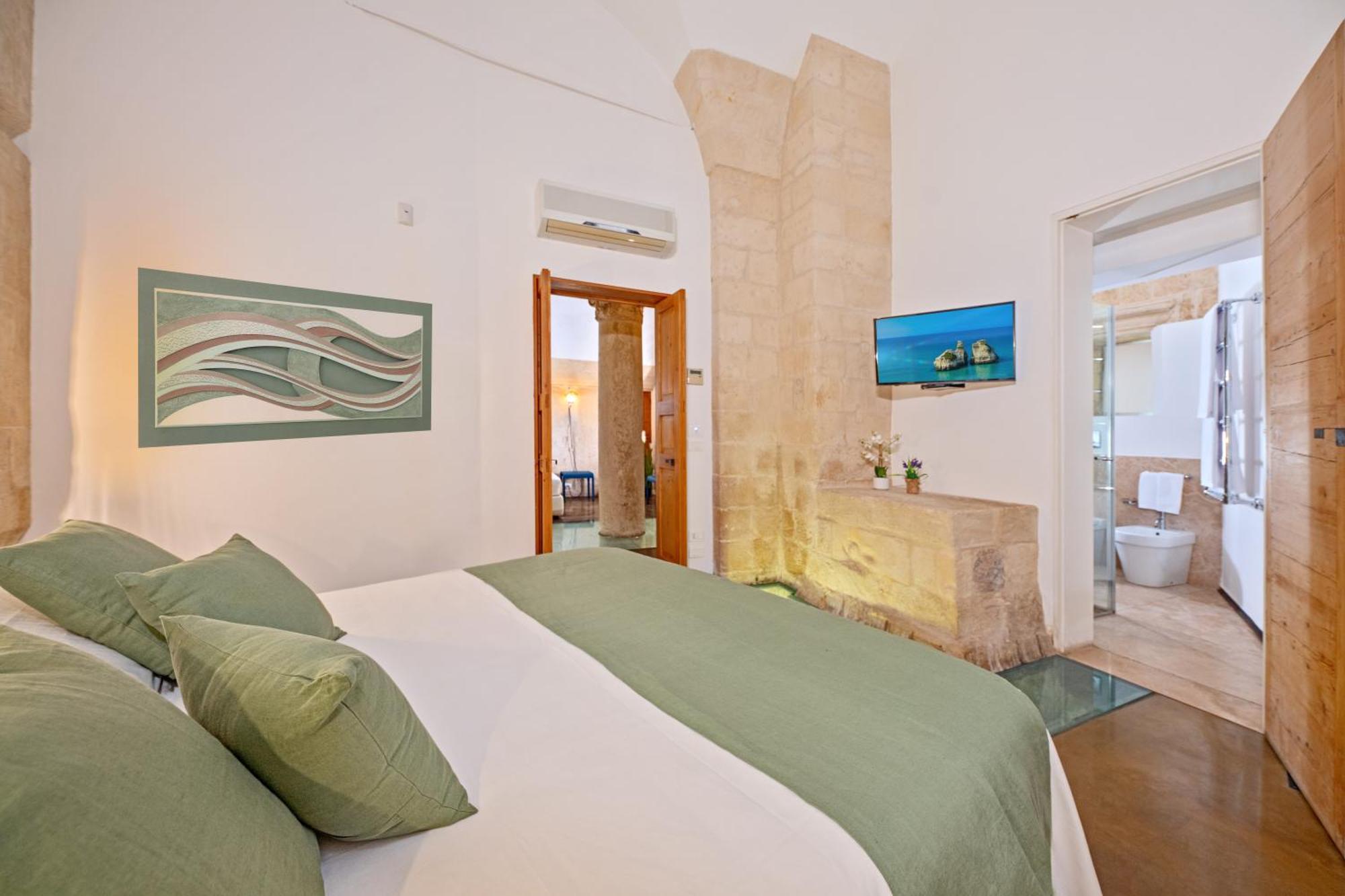 Palazzo Persone Dimora Storica Bed & Breakfast Lecce Luaran gambar