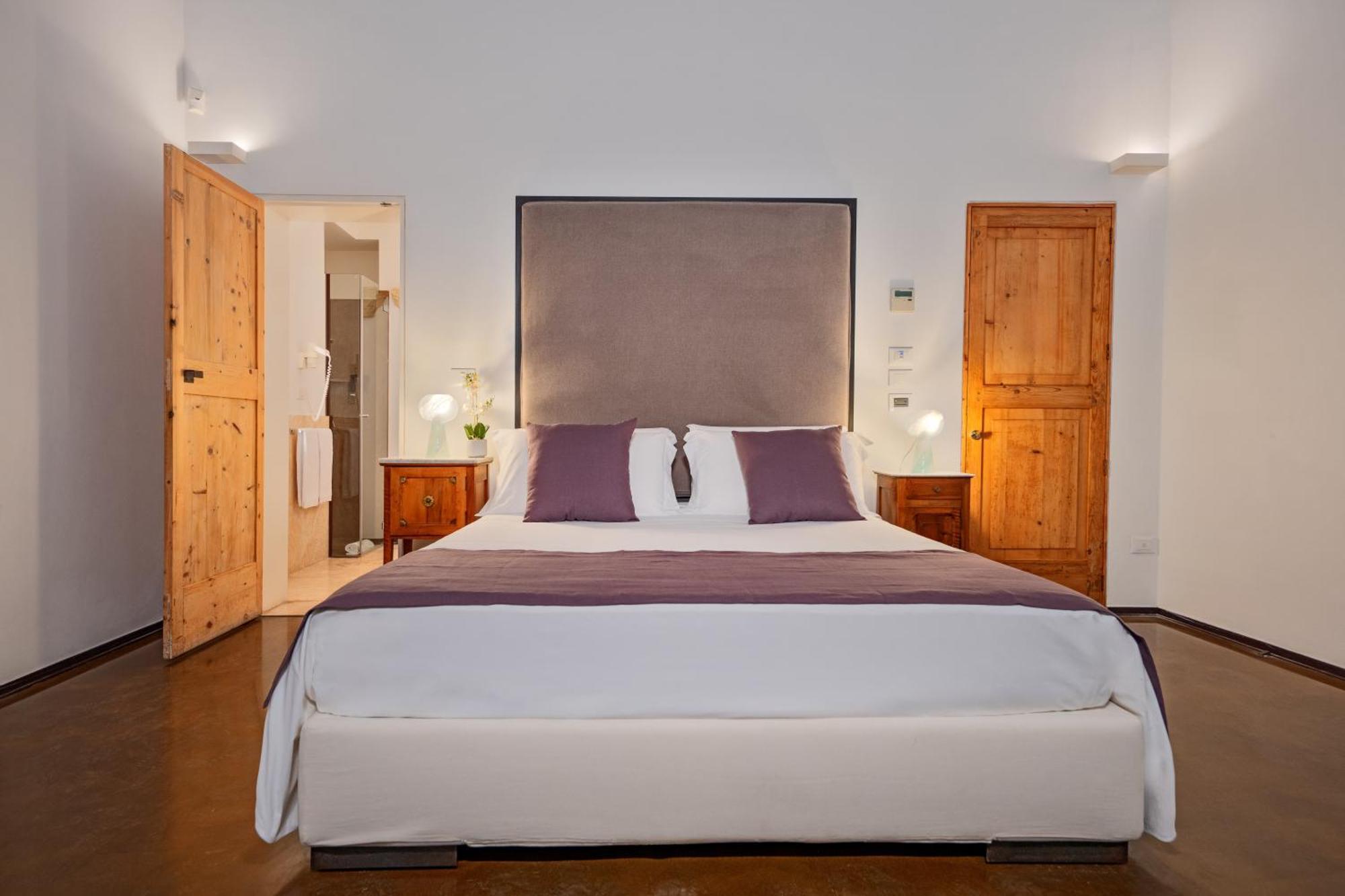 Palazzo Persone Dimora Storica Bed & Breakfast Lecce Luaran gambar