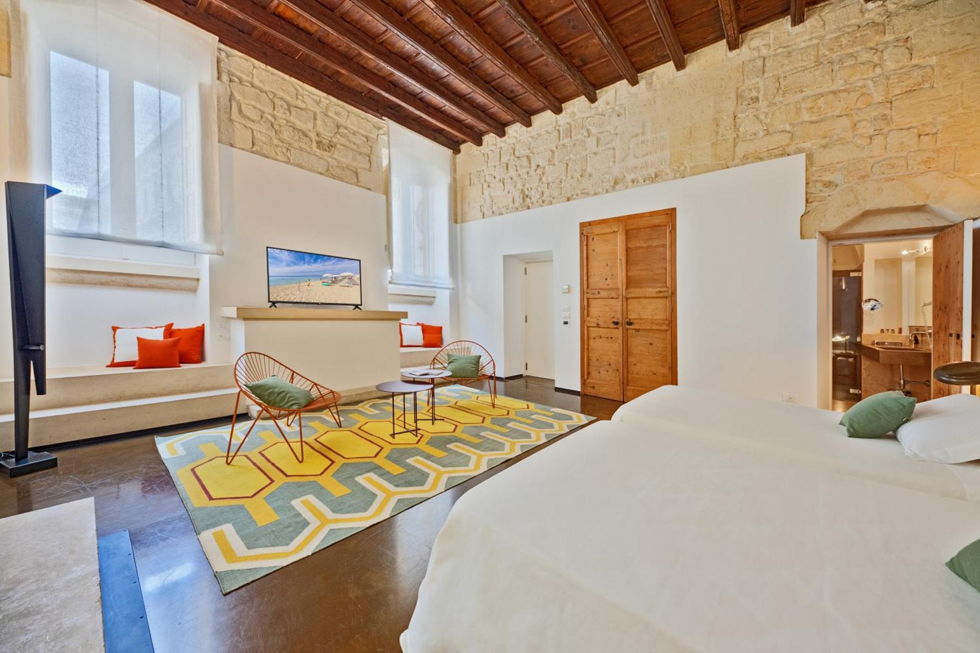 Palazzo Persone Dimora Storica Bed & Breakfast Lecce Luaran gambar